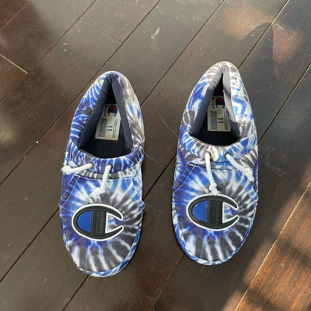 Champion Blue Tie-Dye university Slippers